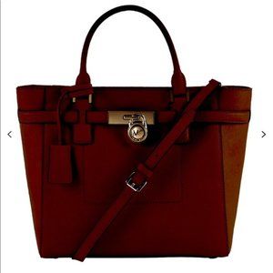 https://poshmark.com/closet/zoranahaasan25